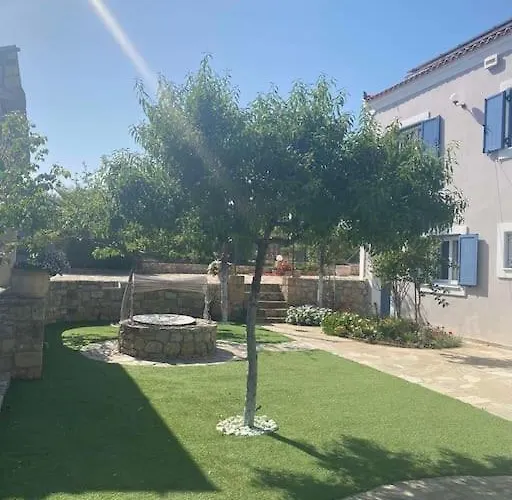 Gaia Luxury Villa Ermioni